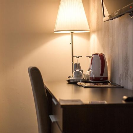 Luxury Rooms Luca And Deluca เบลเกรด ภายนอก รูปภาพ